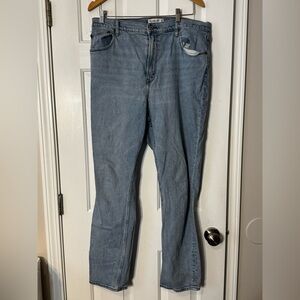 Abercrombie & Fitch Curve Love '90s Slim Straight Jeans - Women’s 16 0540